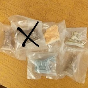 5 Wade "Pet Shop Friends" Figurines